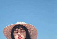 好看的主题壁纸女生,唯美壁纸中的女生魅力展现”